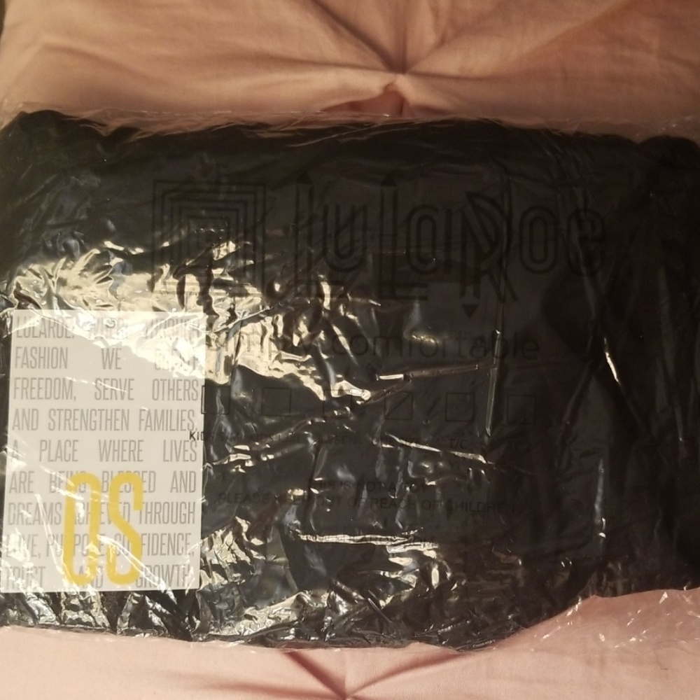 Black LulaRoe leggings OS